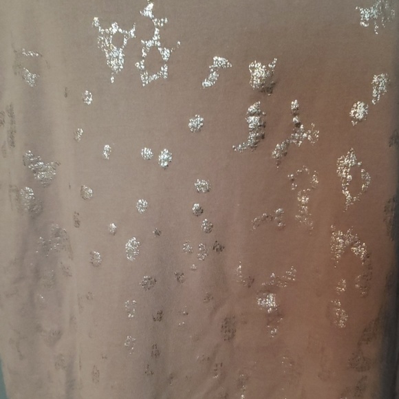 Gray top with shiny silver animal print - Picture 2 of 5